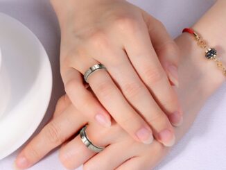 แหวนสเตนเลส 6 มม. ประดับพลอยเทียม สีทอง สีเงิน เครื่องประดับแฟชั่น สําหรับผู้หญิง และผู้ชาย #5040