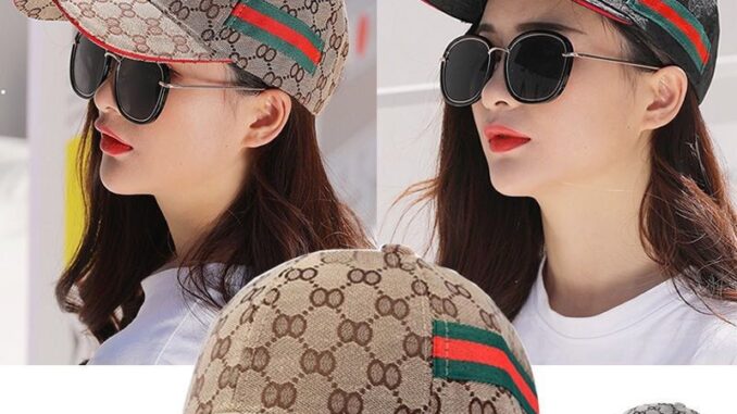 [พร้อมส่ง] หมวกแก๊ป ลายหลุยส์