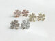 Glitter clover earrings. (ต่างหูแบบติดหู งานชุบทองคำขาว เพชร CZ)