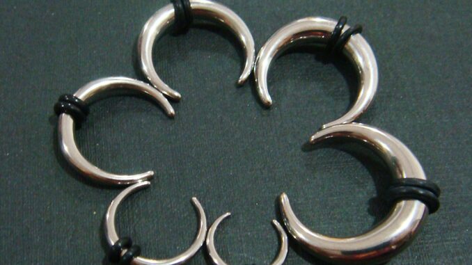 จิวขยายหู จิวหู เจาะร่างกาย แสตนเลส ขาย 1 ชิ้น Stainless Steel Ear Stretcher Expander Taper Plug Pincher