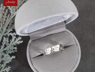 MT แหวนเงินแท้ แบบทุบลาย ค้อนทุบ ไซส์: 57 Sterling Silver Ring (sr689) MT Jewelry มณีธารา