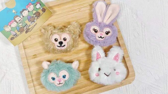 เข็มกลัดตุ๊กตาการ์ตูน Star Dailu Duffy Bear Tony Cat สําหรับตกแต่งกระเป๋า