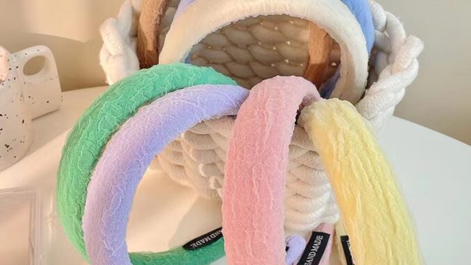 ที่คาดผมมาใหม่ มีหลากสีให้เลือกพร้อมส่ง ที่คาดผมมาใหม่ มีหลากสีให้เลือกพร้อมส่ง