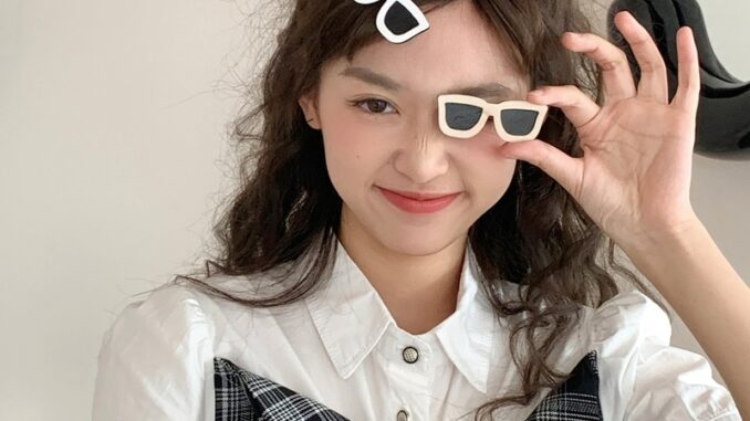 กิ๊บติดผม แว่นตากันแดด ตลก สําหรับผู้หญิง 1 ชิ้น กิ๊บติดผม แว่นตากันแดด ตลก สําหรับผู้หญิง 1 ชิ้น