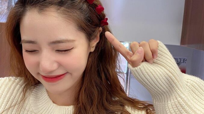 กิ๊บติดผม รูปกระต่ายน่ารัก ขนาดเล็ก สีแดง สีดํา สําหรับผู้หญิง