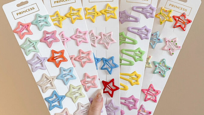 กิ๊บติดผมหน้าม้า รูปดาวห้าแฉก สีแคนดี้ แบบเรียบง่าย สไตล์เกาหลี สําหรับเด็กผู้หญิง กิ๊บติดผมหน้าม้า รูปดาวห้าแฉก สีแคนดี้ แบบเรียบง่าย สไตล์เกาหลี สําหรับเด็กผู้หญิง
