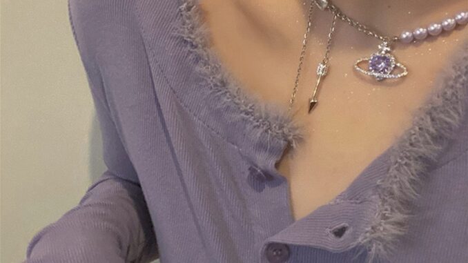 Hwetr ใหม่ สร้อยคอโชคเกอร์ ประดับมุกเทียม จี้ดาวเคราะห์ โรแมนติก เครื่องประดับแฟชั่น สําหรับผู้หญิง ของขวัญ ปาร์ตี้ Hwetr ใหม่ สร้อยคอโชคเกอร์ ประดับมุกเทียม จี้ดาวเคราะห์ โรแมนติก เครื่องประดับแฟชั่น สําหรับผู้หญิง ของขวัญ ปาร์ตี้