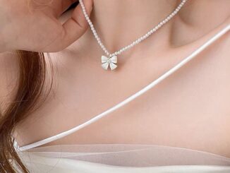Roselife เกาหลี น่ารัก สีขาว โบว์ มุก ลูกปัด โชคเกอร์ สร้อยคอ สําหรับผู้หญิง เด็กผู้หญิง หรูหรา โบ เสน่ห์ สร้อยคอโซ่สั้น เครื่องประดับ ของขวัญ