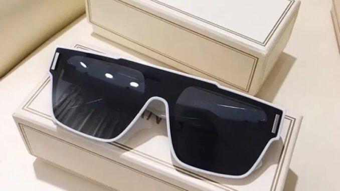 แว่นตากันแดดแฟชั่น ป้องกันแสงUV KD1121 ชายหญิงใส่ได้มีปลายทาง