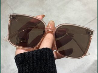 แว่นตากันแดด UV400 ทรงสี่เหลี่ยม ขนาดใหญ่ สีดํา สไตล์คลาสสิก เรโทร สําหรับผู้หญิง และผู้ชาย