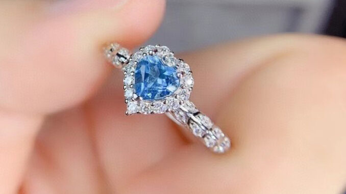 TANITTgemsแหวนทองคำขาวประดับพลอยAquamarineแท้สีฟ้าอ่อนสวยทรงหัวใจ