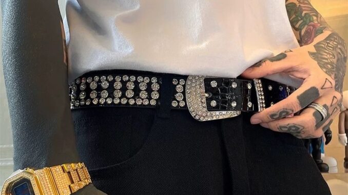 เข็มขัดแฟชั่น diamond belt เข็มขัดเพชร ยังโอม เข็มขัดy2k มาใหม่ ขายดี