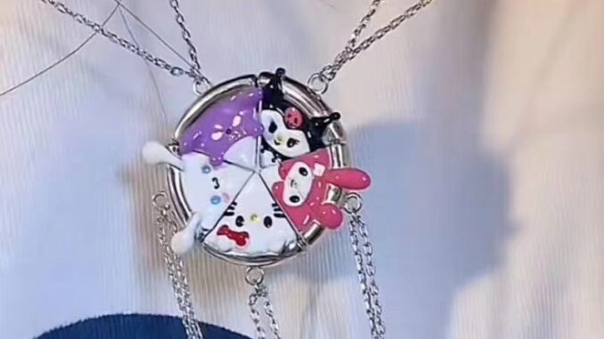 ✨XINYIA✨สร้อยคอแม่เหล็ก Kuromi Melody Cinnamoroll Dog Hello Kitty สไตล์เกาหลี สร้อยคอคู่ พิซซ่า ผู้หญิง 2024