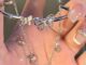 [highbuying]สร้อยข้อมือโซ่ สองชั้น ประดับโบว์ สไตล์เกาหลี แฟรี่ ไฮเอนด์ แฟชั่นสําหรับผู้หญิง