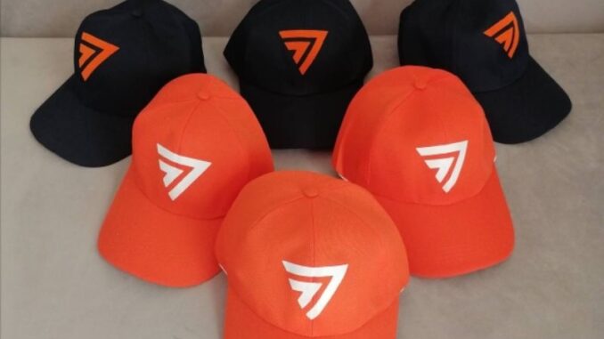 หมวกก้าวไกล หมวกส้ม   สีกรมท่า ขนาด freesize