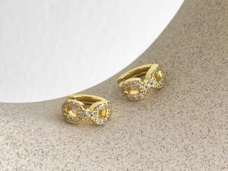 LAC.COLLECTION - Baby Mia Diamond Hoop Earrings ต่างหูห่วงเพชรจิ๋ว