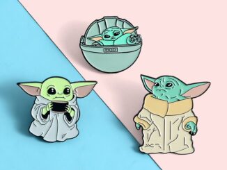 เข็มกลัด รูปภาพยนตร์คลาสสิก Yoda น่ารัก เหมาะกับของขวัญ สําหรับเพื่อน