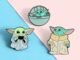 เข็มกลัด รูปภาพยนตร์คลาสสิก Yoda น่ารัก เหมาะกับของขวัญ สําหรับเพื่อน