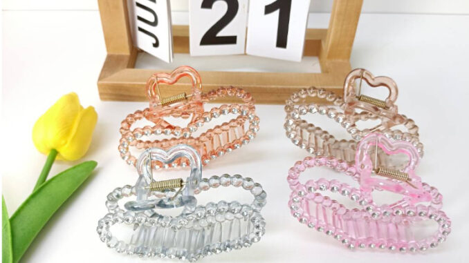 กิ๊ฟหนีบผม กิ๊ฟหัวใจประดับตกแต่งเพชรน่ารัก พร้อมส่ง