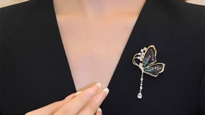 Outstanding ใหม่ เข็มกลัด โปร่งแสง รูปผีเสื้อ พรีเมี่ยม ขายส่ง