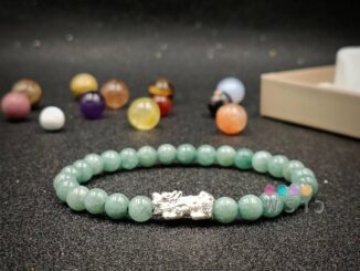 (พราว) ปี่เซียะเงินแท้ 1.5  ซม. +หยก (Jade) หิน 6 มม. เสริมความมั่งคั่ง ร่ำรวย สุขภาพ ผ่านพิธีปลุกเสกและบรรจุคุณแล้ว