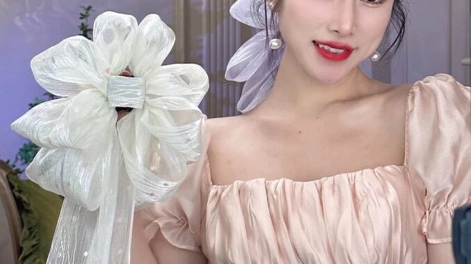กิ๊บติดผม ประดับโบว์ริบบิ้น ขนาดใหญ่ ลายจุด