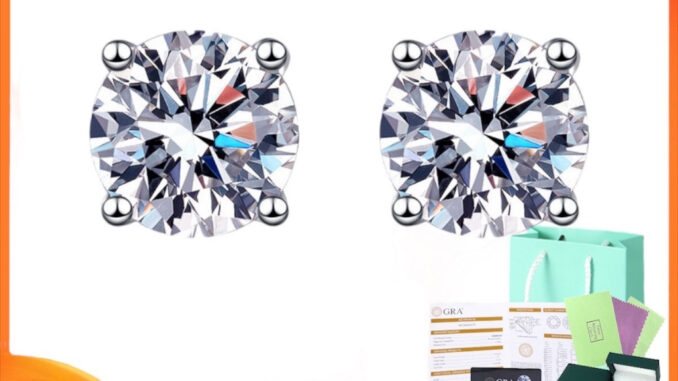 Petchara Jewelry ต่างหูเพชรโมอีส 1 กะรัต น้ำ 100-98 เงินแท้ 92.5% D-VVS1 : D3017