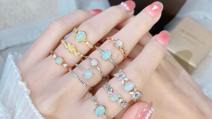 [ พลอยโอปอลแท้ ] มีใบรับประกัน พลอยแท้ พลอยแท้100% | ส่งใน 2 วัน | แหวนเงิน แหวนเงินแท้ | ปรับขนาดได้ | Memorygemlive