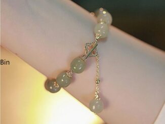 สร้อยข้อมือ ประดับลูกปัดหยกสี่ใบ แฟชั่นสําหรับผู้หญิง
