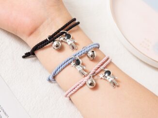 สร้อยข้อมือ เชือกเส้นเล็ก สามารถปรับได้ สไตล์เกาหลี สําหรับผู้หญิง และนักเรียน จํานวน 1 คู่