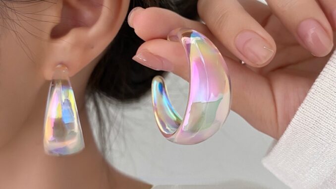 ต่างหูสตั๊ด แบบติดหู ทรงกลม ลายนางเงือก สีเงิน สีโปร่งใส สําหรับผู้หญิง ต่างหูสตั๊ด แบบติดหู ทรงกลม ลายนางเงือก สีเงิน สีโปร่งใส สําหรับผู้หญิง