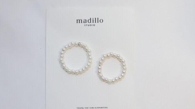 แหวนลูกปัด madillo โทนสีขาวสามารถเลือกขนาดได้