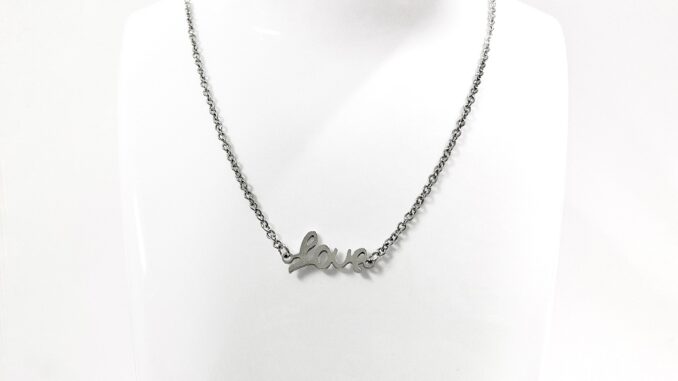 Stainless Steel Neck Chain 1mm  สร้อยคอสแตนเลสแท้ 100% จี้ตัวอักษร Love  หนา 1 mm รับประกันสินค้า [สินค้ารุ่น S39]