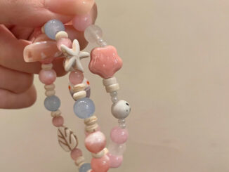 สร้อยข้อมือ ประดับลูกปัด รูปดาว หัวใจ สีชมพูน่ารัก สีสันสดใส สําหรับผู้หญิง