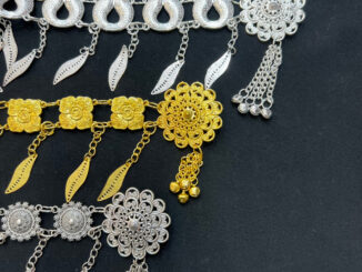 Accessories เข็มขัดเงินห้อยระย้าใบไม้ใส่กับชุดไทยลายดอกสวยๆ งานดี ทอง เงิน รมดํา