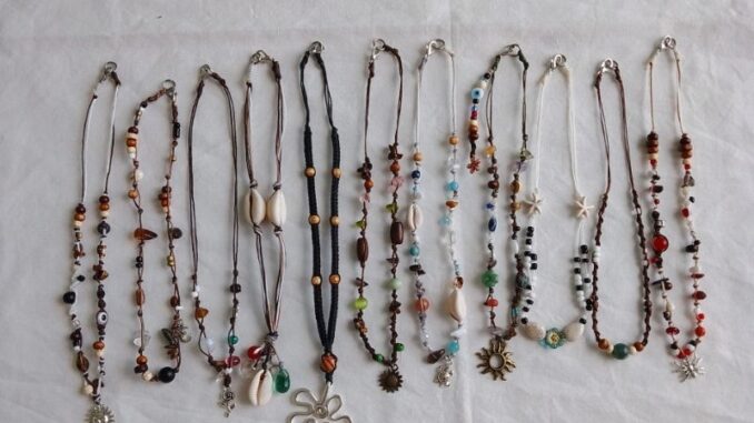 สร้อยคอ สร้อยถักเชือกเทียน handmade สร้อยแฟรี่ สร้อยฮิปปี้ สร้อยใส่ไปงานดนตรี
