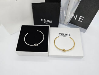 กำไลซีลีน CL Knot extra-thin bracelet in brass  กำไลข้อมือซีลีน ผูกปม งานสวยเงามาก ขนาดฟรีไซส์ ปรับได้เองตามความสะดวก