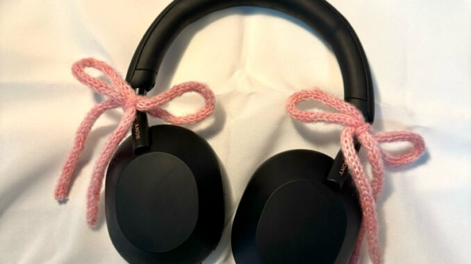 mohair bows   (โบว์ไหมพรม)