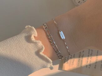 เครื่องประดับ สร้อยข้อมือเงิน อัลลอย ป้ายนําโชค เรียบง่าย สไตล์ญี่ปุ่น และเกาหลีใต้ แฟชั่นสําหรับผู้หญิง