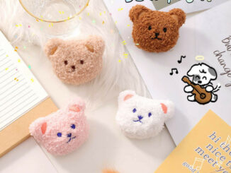 (Takashiseedling) เข็มกลัด จี้ตุ๊กตาหมีน่ารัก แบบนิ่ม สําหรับห้อยเสื้อ เครื่องแบบนักเรียน เสื้อผ้า หมวก กระเป๋า