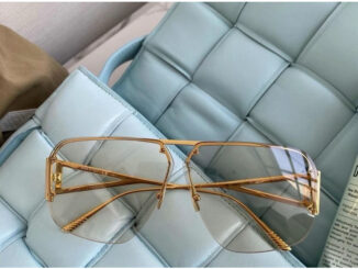 แว่นตาแฟชั่น Bottega สี Nude gold ลงใหม่ เกรดพรีเมี่ยม กล่องสามเหลี่ยม งานเปะไม่จกตา