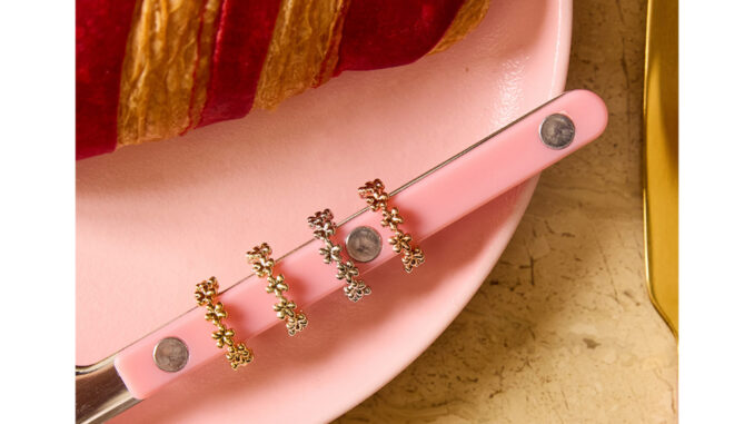 Julys - peony chaplet ear cuff (ราคาต่อชิ้น)