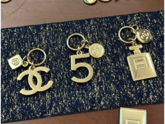Chanel charm จี้ของขวัญชาแนล 2023 Set 3 ชิ้น ในกล่องแบรนด์