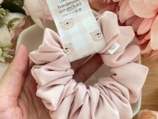 Scrunchie • Fluffy • Matte satin • Powder pink