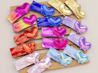 Lovito กิ๊บติดผมผู้หญิง ทรงสี่เหลี่ยม รูปหัวใจ สีมาการอง สไตล์ลำลอง LCS06557 8 ชิ้น