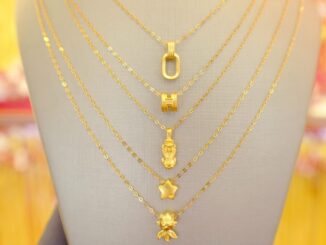 สร้อยคอเงินชุบทอง+จี้ปี่เซียะทองคำ 99.99%  น้ำหนัก 0.1 กรัม และชาร์มอื่นๆ ซื้อยกเซตคุ้มกว่าเยอะ​ แบบราคาเหมาๆเลยจ้า