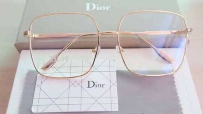 แว่นตา กรองแสง อุปกรณ์ครบกล่อง‼️กันแสงได้จริง พร้อมส่ง แว่นตา กรองแสง อุปกรณ์ครบกล่อง‼️กันแสงได้จริง พร้อมส่ง
