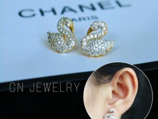 ต่างหูหงส์เพชร Swarovski 1คู่ แถมฟรีตลับทอง CN Jewelry ตุ้มหู ต่างหูแฟชั่น ต่างหูเกาหลี ต่างหูทอง
