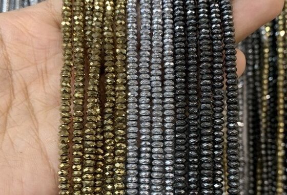 เฮมาไทต์ Hematite ไพไรต์ Pyrite ทรงล้อรถ เจีย 4 มิล เส้นยาว