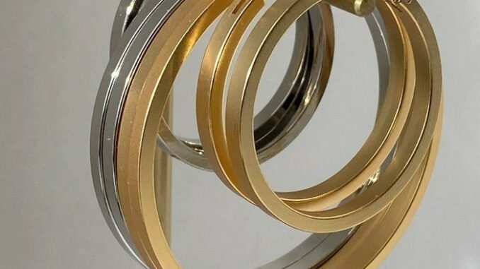 (18k gold plated) ต่างหูห่วงใหญ่ตัดเหลี่ยมงานสแตนเลส Square cut thick chunky hoop earrings